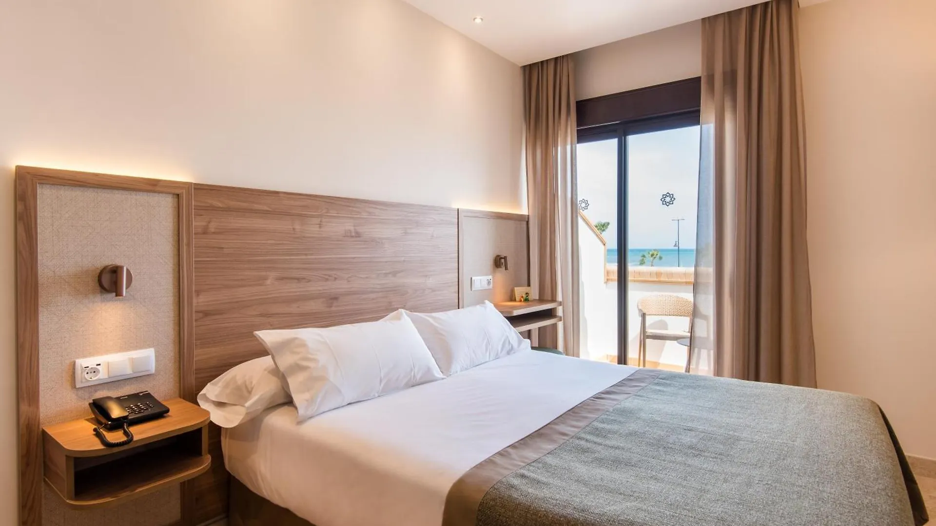 Hotel Tarik Torremolinos 3*,  Spagna